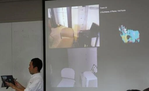 Rastgele Yığılmış Robot Grabs Nesneleri